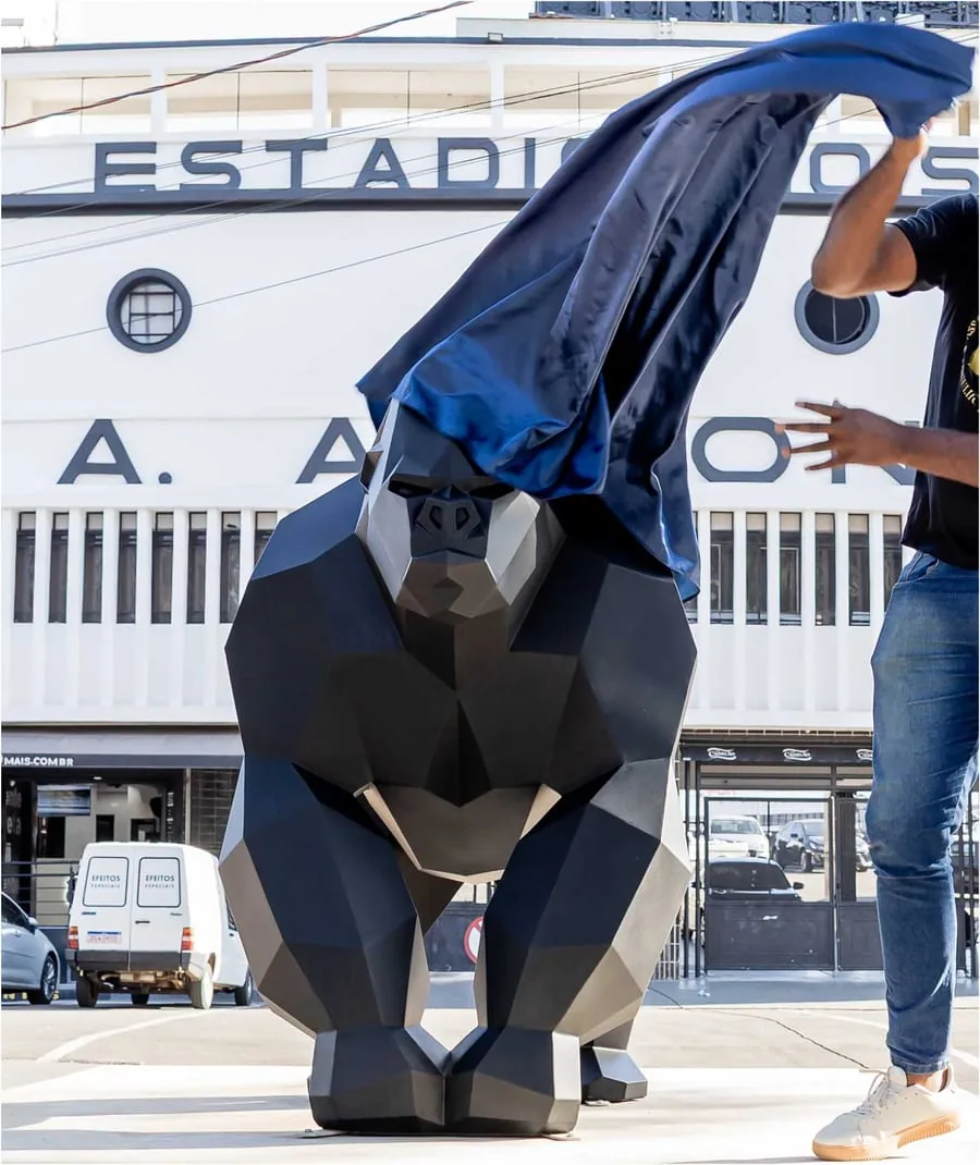 Escultura gorila Ponte Preta